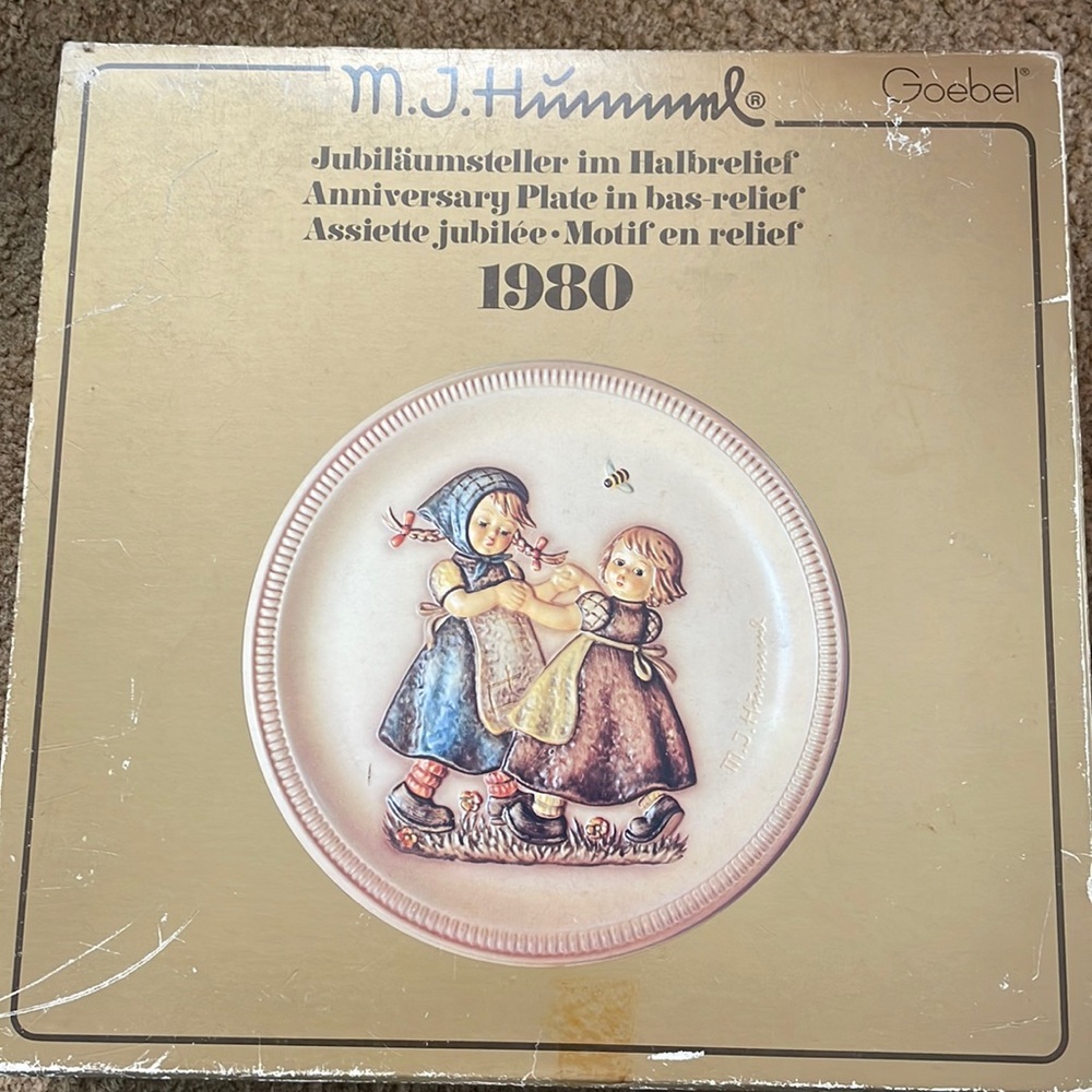 M.J.Hummel 1980 Anniversary Plate